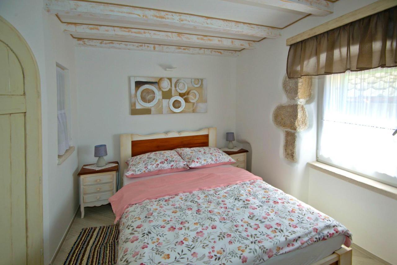 Apartment Sanjin More Antique Baška Exterior foto